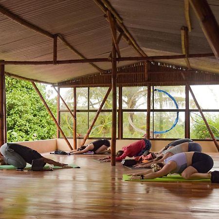 Essence Arenal Spa & Yoga El Castillo Exterior photo