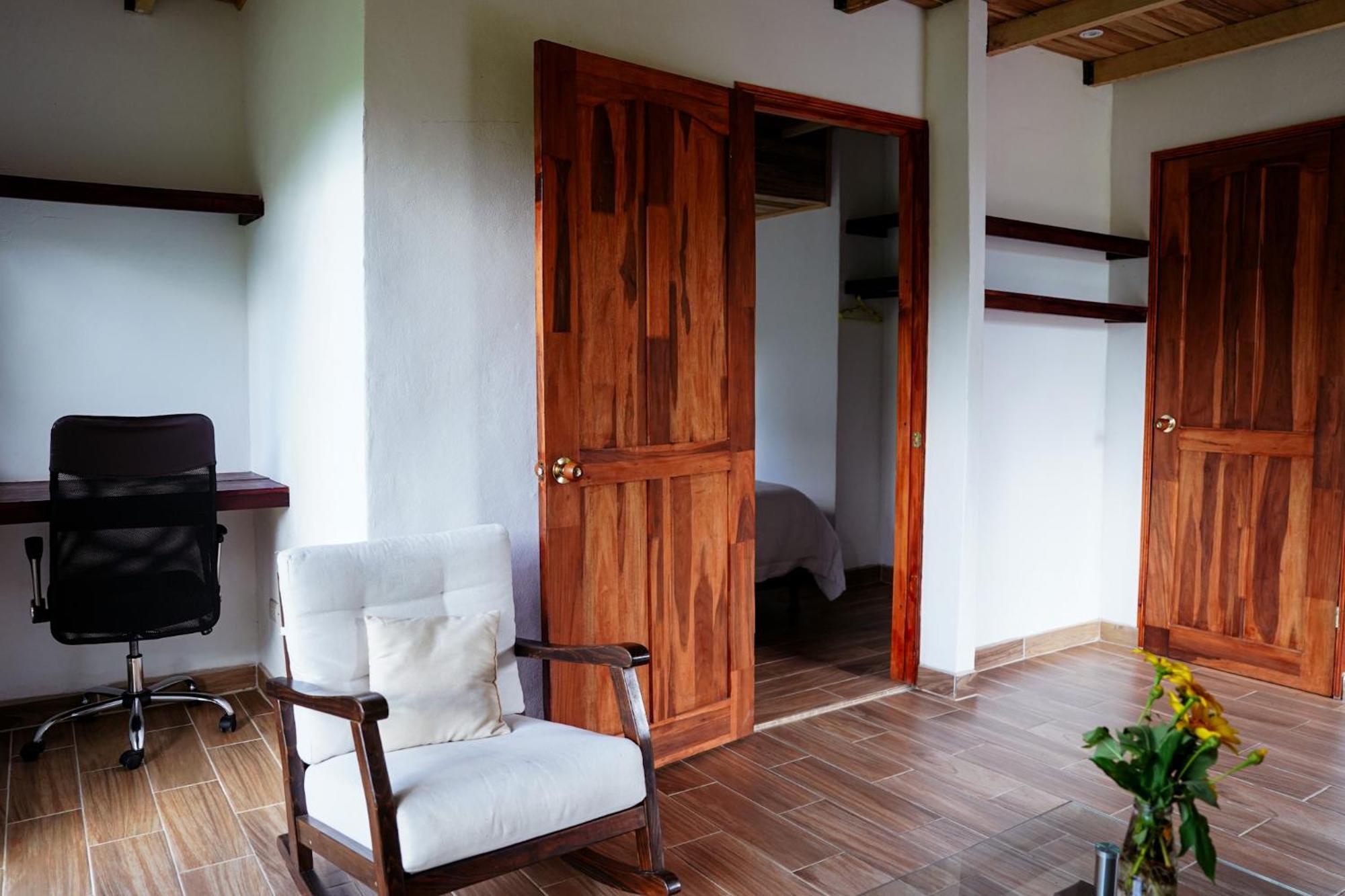 Essence Arenal Spa & Yoga El Castillo Exterior photo