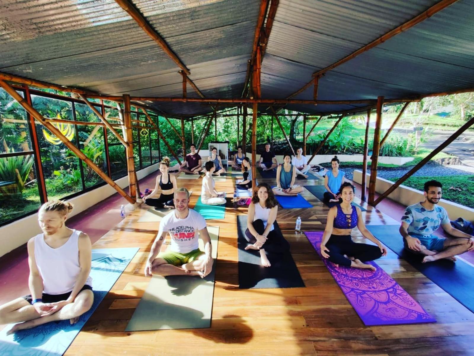 Essence Arenal Spa & Yoga El Castillo Exterior photo